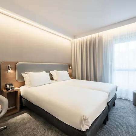 Express & - Rives De Vesle By Ihg 4* Reims