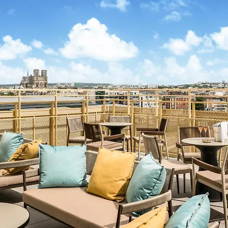 Express & - Rives De Vesle By Ihg Hotel