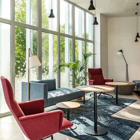 Hotel Express & - Rives De Vesle By Ihg