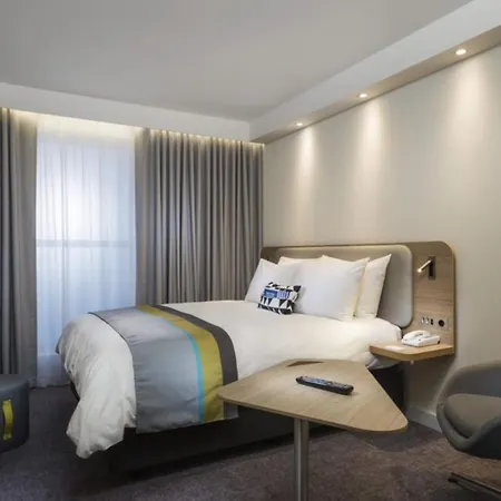 Express & - Rives De Vesle By Ihg